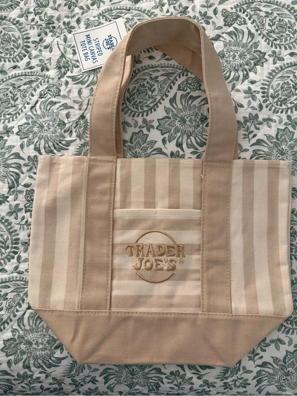 Trader Joe’s Summer of 2026, set of mini stripped totes. New!